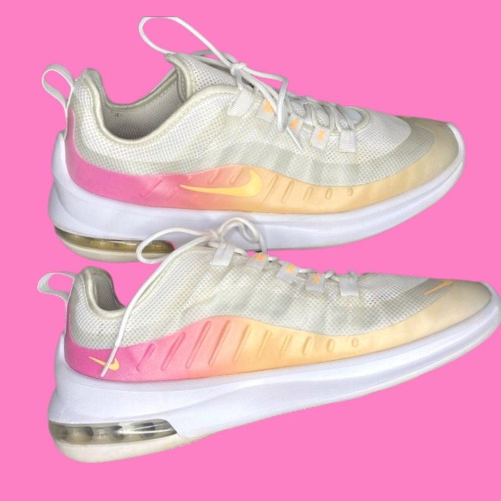 Nike Air Max Axis White with Melon Tint Size 9